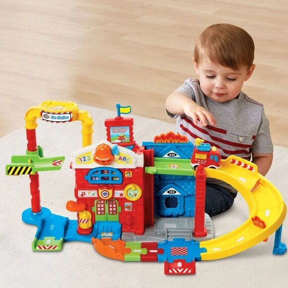 Brand New Vtech Go! Go ! Smart Save The Day Fire Station playset-English Version - Picture 9 of 16